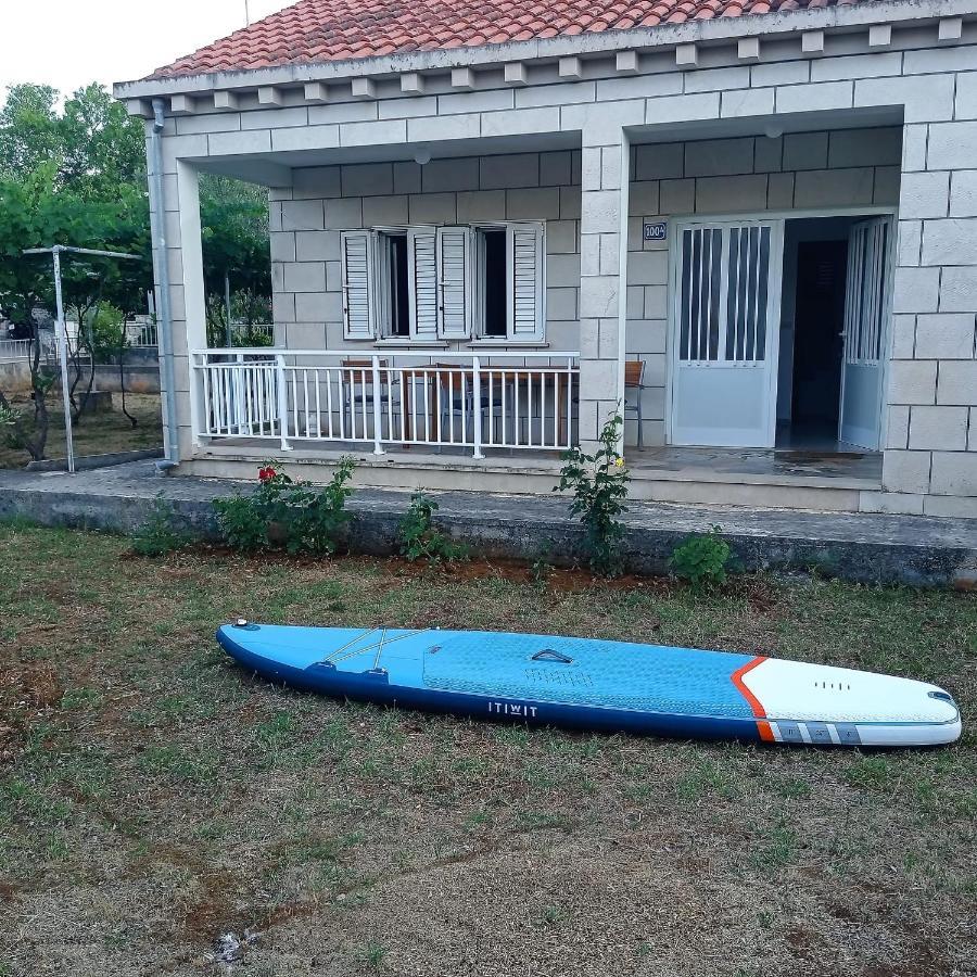 My Mediterranean Villa With Huge Garden And Own Parking Лумбарда Екстериор снимка